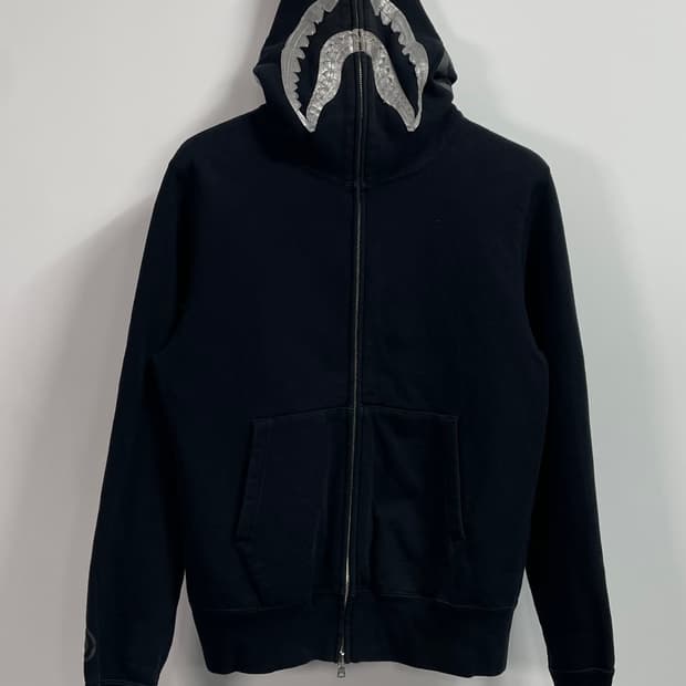 베이프 샤크 투웨이 후드집업 (on.173)  