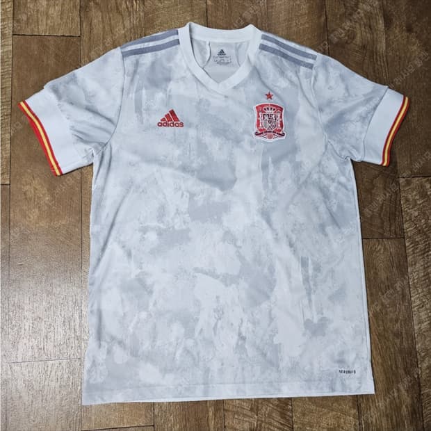 20-22 스페인 어웨이