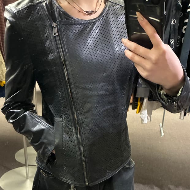 OS)위캔드 막스마라 펀칭 디테일 블랙 램스킨 레더자켓