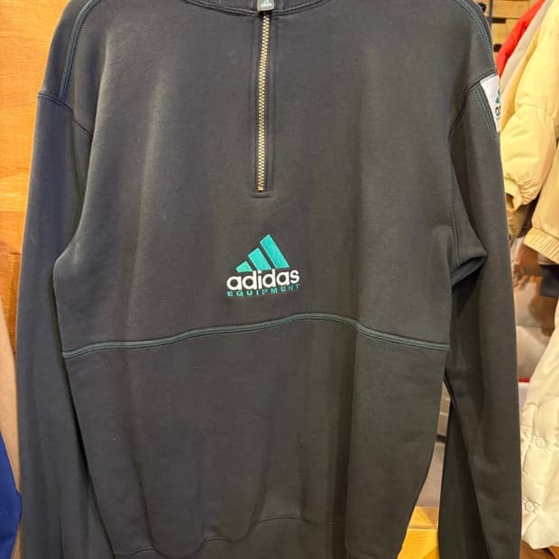 아디다스 이큅먼트 하프집업 맨투맨