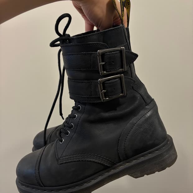Dr.Martens Brock Boots
