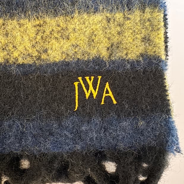 유니클로 jw앤더슨 머플러