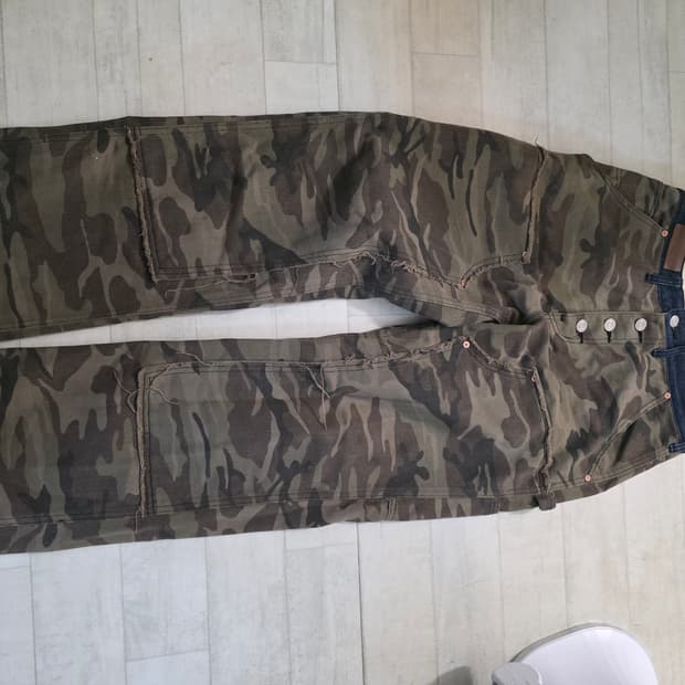 앤더슨벨 카모플라주 카펜터 진 28