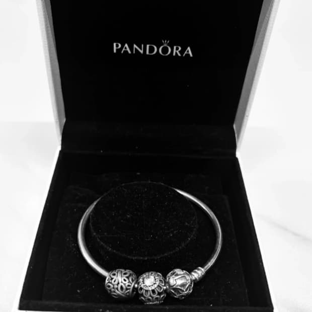 판도라 팔찌 + 참 장식 풀세트 / 판도라 실버 팔찌 / 판도라
