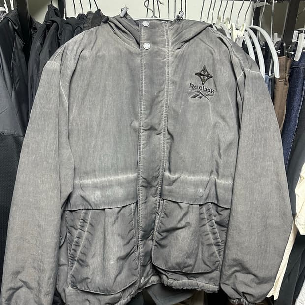 리복xBLR 윈드브레이커