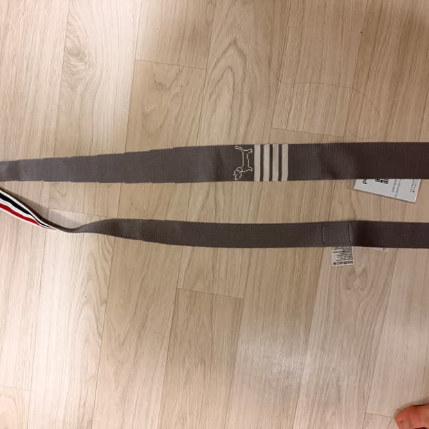 톰브라운 넥타이 새상품