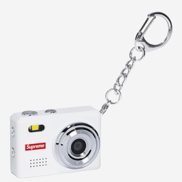 25FW 슈프림 디지털 카메라 키체인