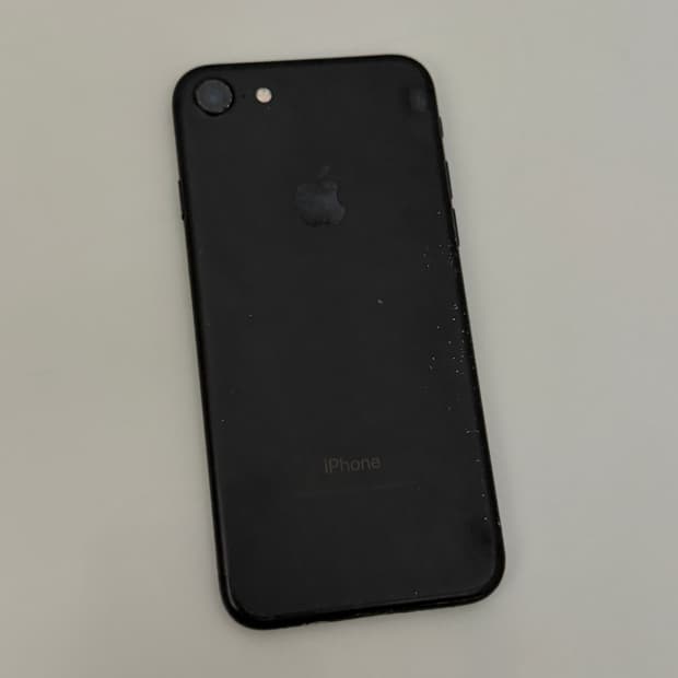 아이폰7 블랙 32기가 액정파손