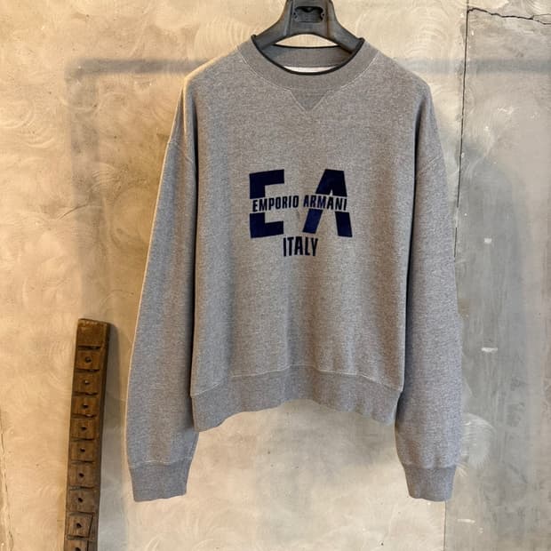 엠포리오 아르마니 맨투맨 105