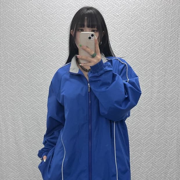 리복 올드스쿨 스포티 오버핏 바람막이 자켓 110 C09310