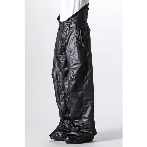 새상품 율리우스 25ss 코팅 새틴와이드팬츠 3사이즈