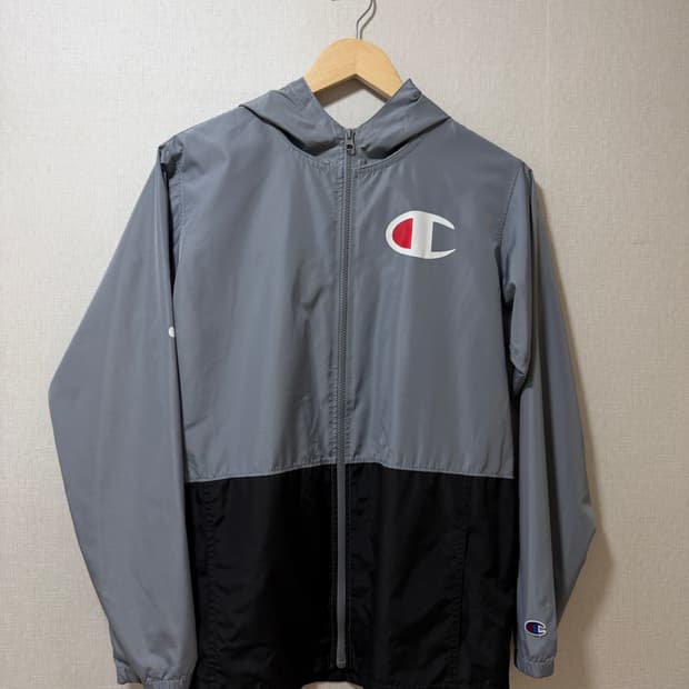 챔피온 바람막이
