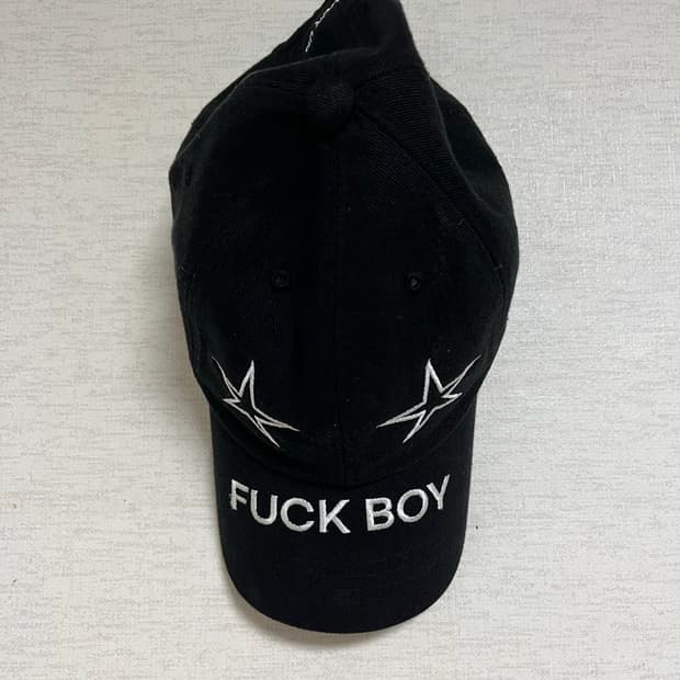 FUCKBOY 볼캡