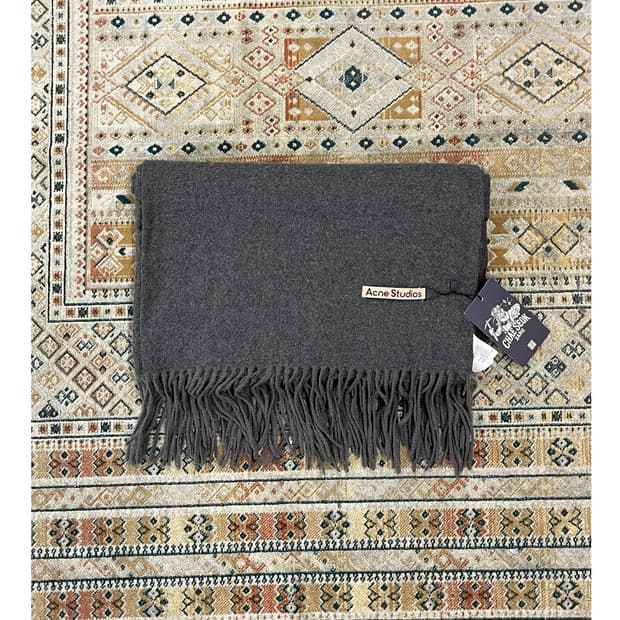 아크네 스튜디오 머플러 딥그레이 #csz3052