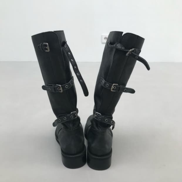 위아 벨티드 부츠 새상품