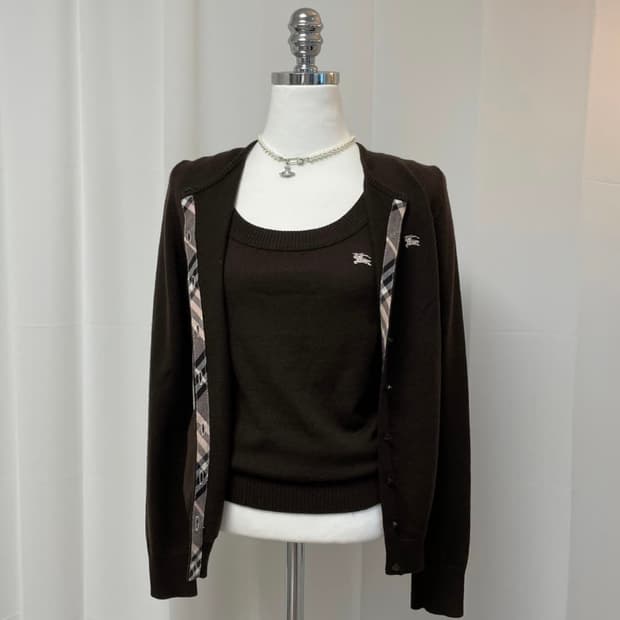 버버리 블루라벨 가디건+반팔 세트 브라운