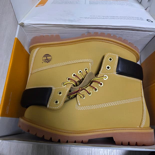 팀버랜드 6인치 부츠 260 8W