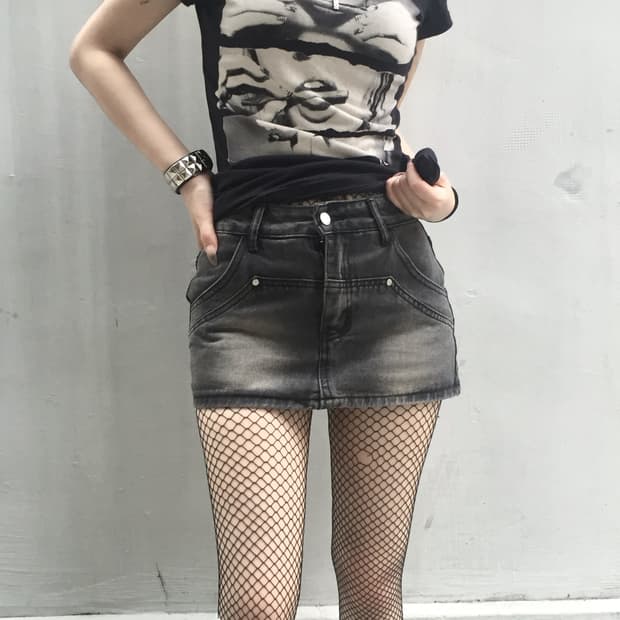 Washed denim short pants 