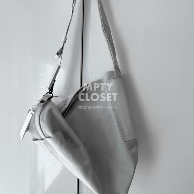 빈폴 LESS BAG2 라지 라이트 그레이