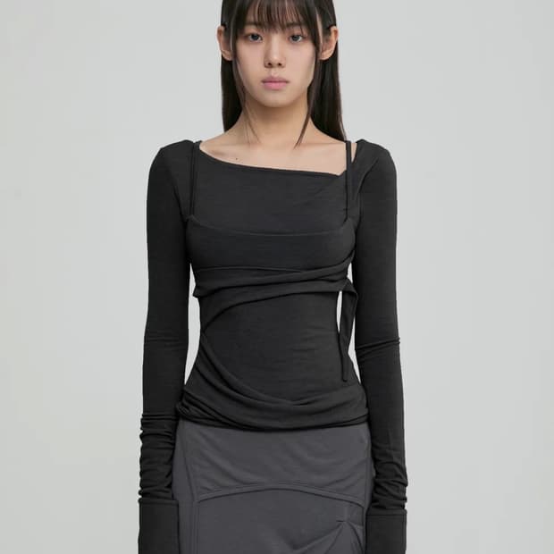 새상품) 플레어업 레이어드 뷔스티에 롱슬리브 블랙