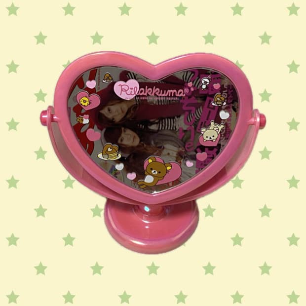 리락쿠마 하트 탁상 거울