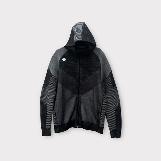 데상트 트레이닝 퓨전 플렉스 플리스 집업 자켓 남성 105