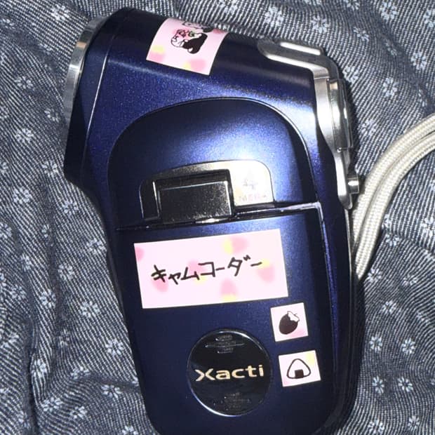 산요 작티 c4 네이비 (레드벨벳 조이 캠코더)