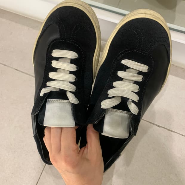 acne studios 스니커즈 35 사이즈