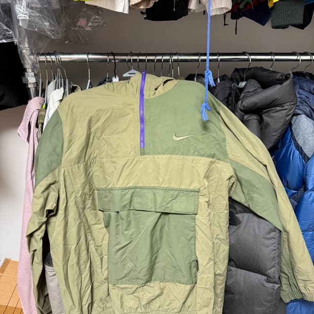 나이키 아노락