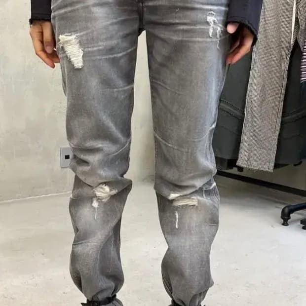 [D&G] 빈티지 머드 워싱 디스트로이드 커브드 데님