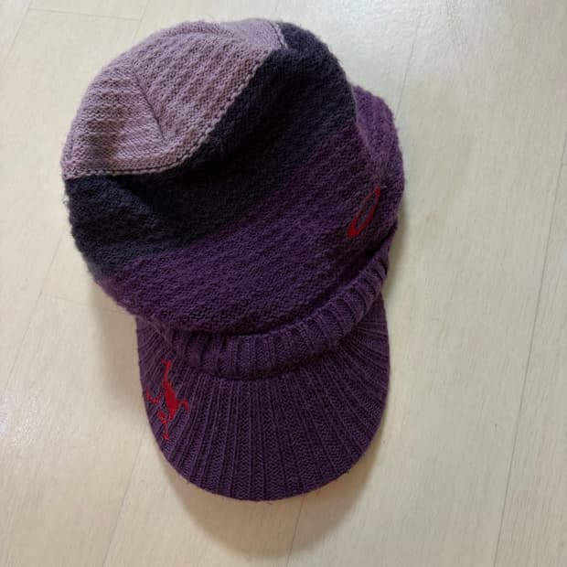 오클리 비니 니트 캡 