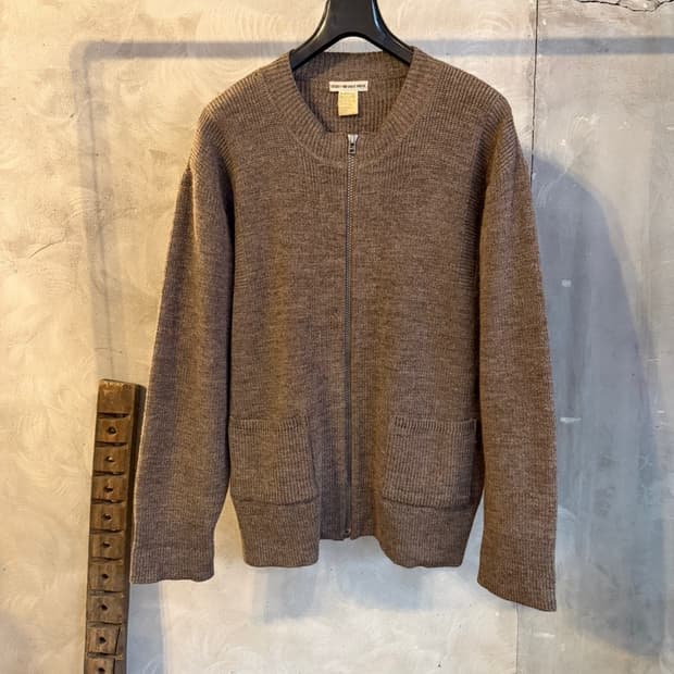 이세이미야케 니트짚업 남성100-105