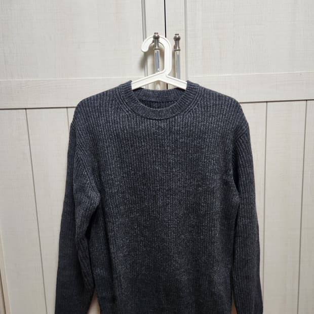 무인양품 울야크 리브 크루넥니트 차콜 M사이즈(1회착용)