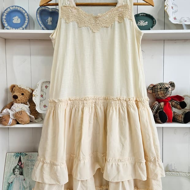 axes femme 레이스 프릴 원피스