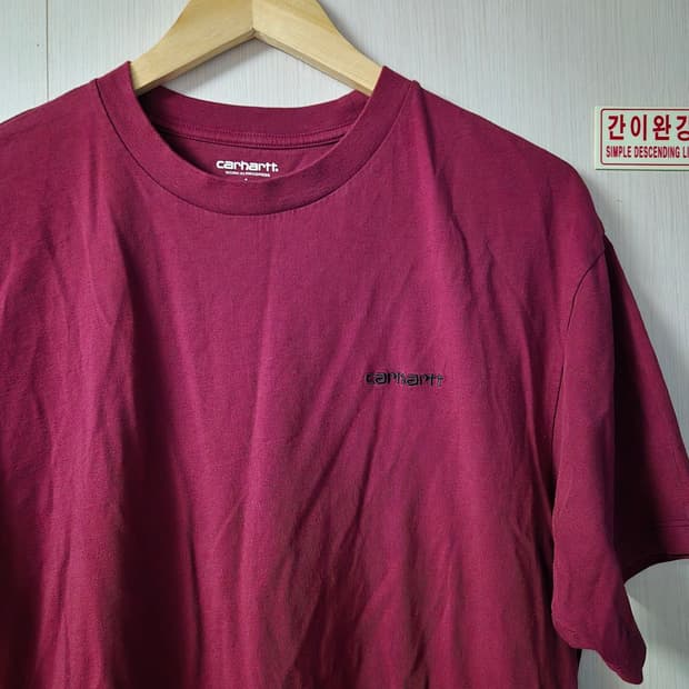 칼하트(Carhartt) WIP 스크립트 자수 반팔티 L