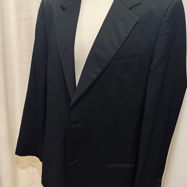 (정품) Armani Collezioni 남성 블랙 정장 자켓