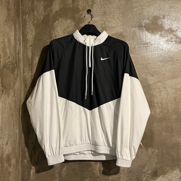 나이키 반집업 바람막이