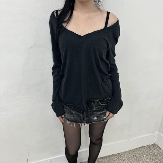 grunge off shoulder long sleeve 