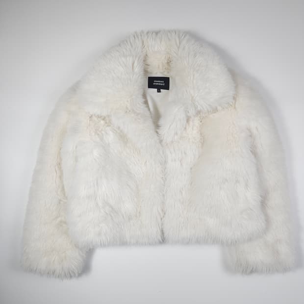 무신사 스탠다드 퍼 자켓