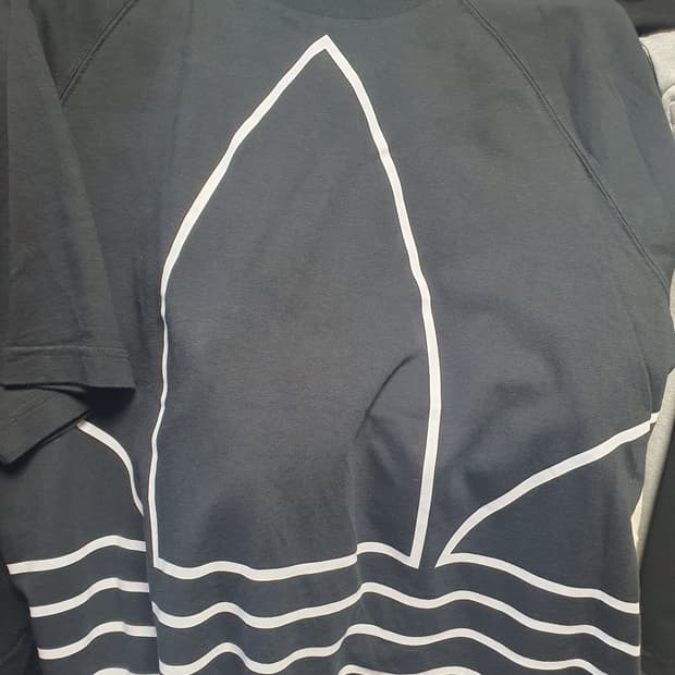 2XL 아디다스 빅 트레포일 반팔티