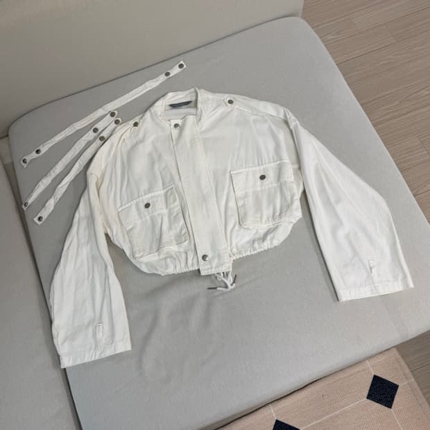흰색 크롭 야상 자켓(free)