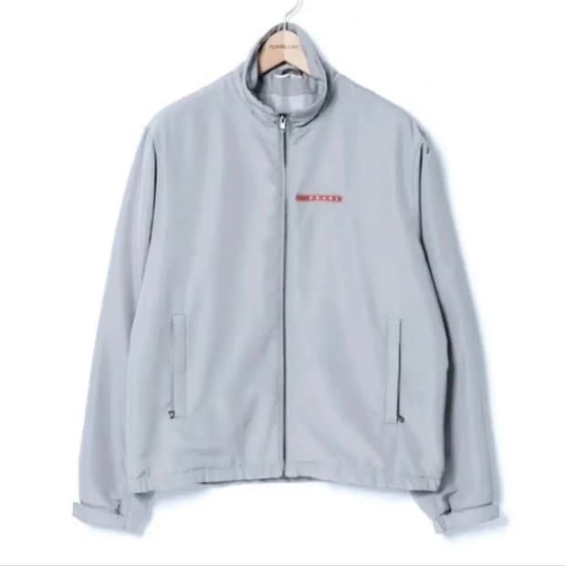 프라다 스포츠 루나패디드 자켓