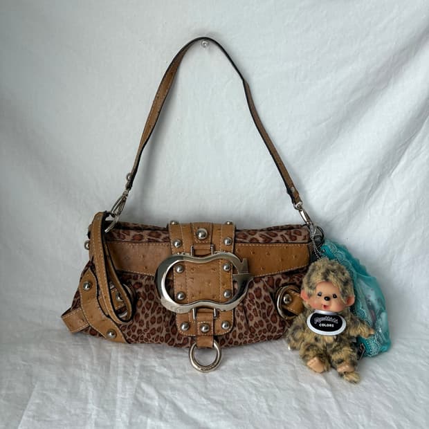 Guess 2000’s leopard shoulder bag