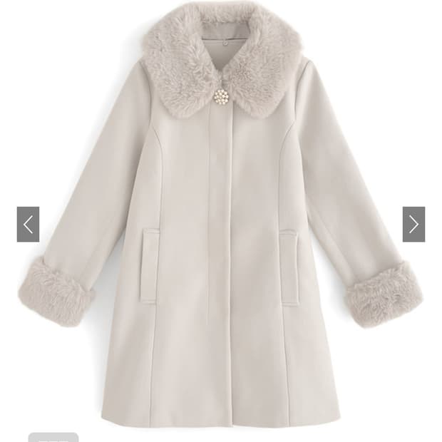 새상품) GRL 비쥬 브로치 퍼 코트 아이보리 m 스나계