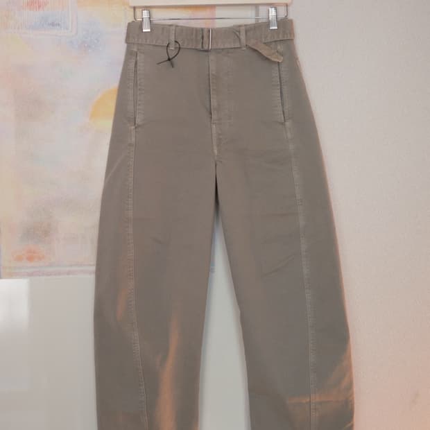 [새상품]르메르 벨티드 트위스티드 밴츠 xxs 베이지 컬러  젠테스토어에