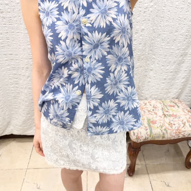 flower sky sleeveless blouse