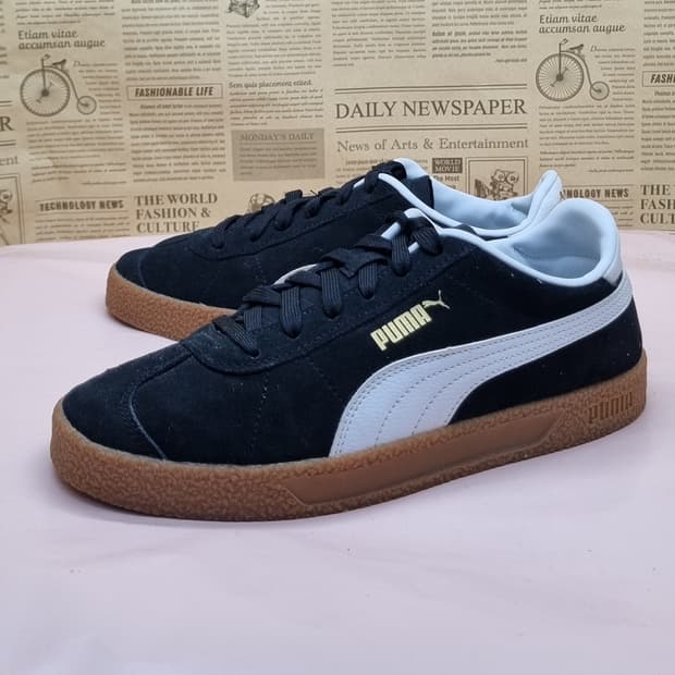 푸마 스웨이드 스니커즈 255