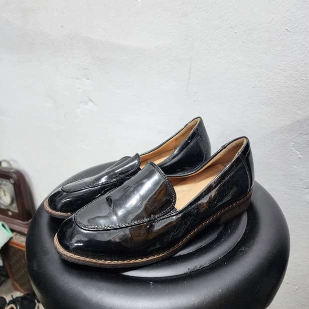 베벌리힐즈 애나멜 로퍼