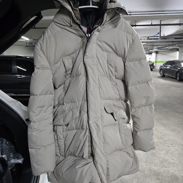 헨리코튼 오리털 패딩 사이즈 100 팝니다