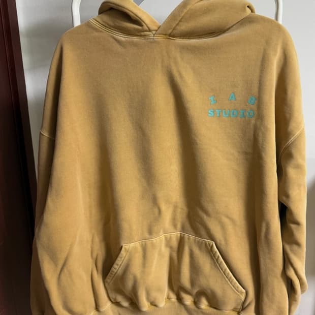 (105)아이앱스튜디오 카멜 후드티 XL